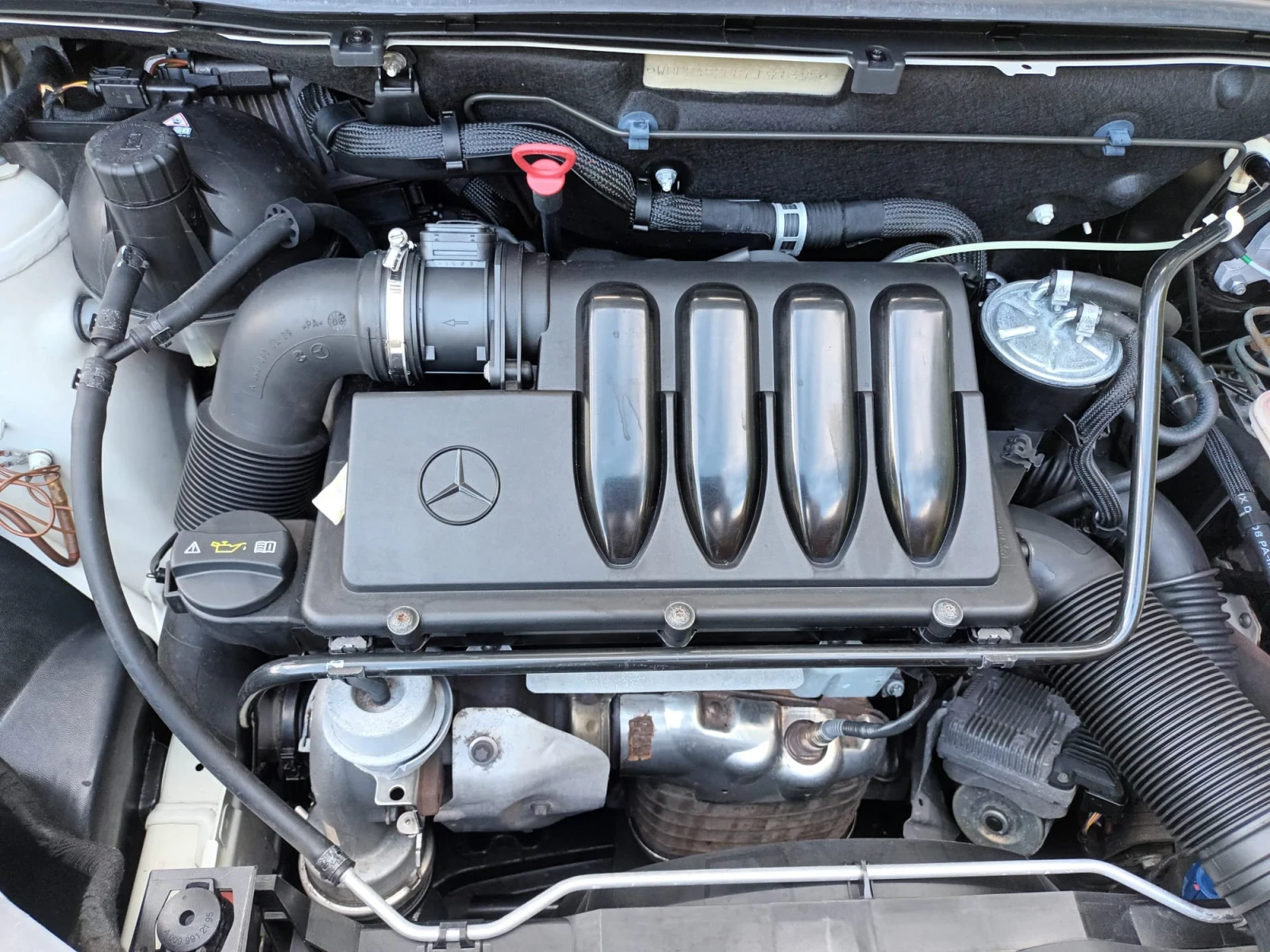Mercedes-Benz B 200 2.0 DCI, снимка 9 - Автомобили и джипове - 55532456