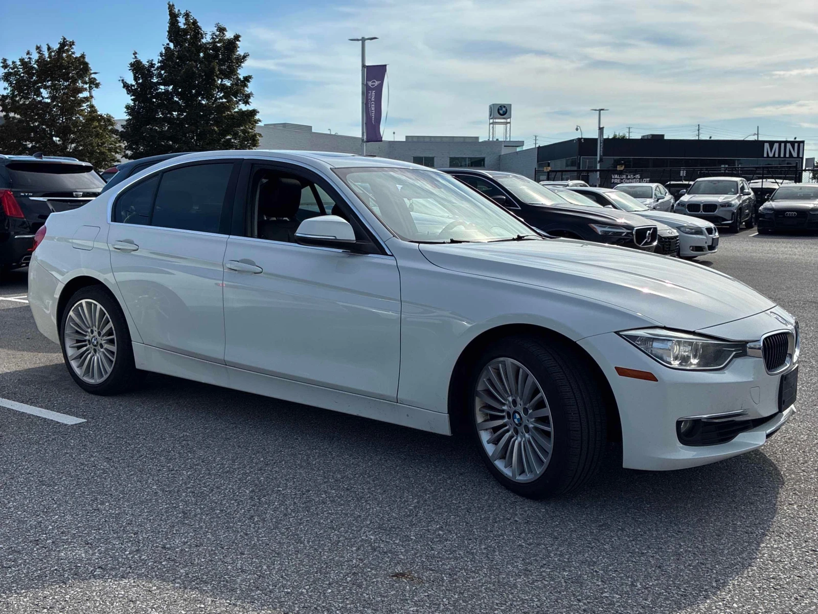 BMW 328 i xDrive* CARFAX* ШИБИДАХ* ПОДГРЕВ* АВТОКРЕДИТ* , снимка 3 - Автомобили и джипове - 55975247