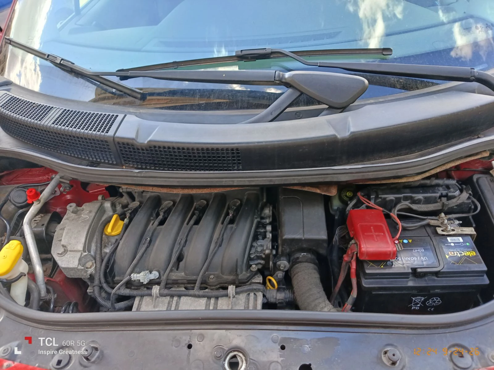 Renault Scenic 1.4 , снимка 4 - Автомобили и джипове - 56213591