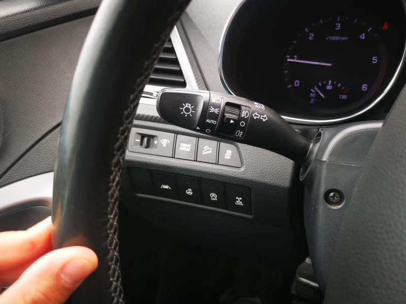 Hyundai Santa fe 2.2CRDI/4x4/200hp/Panorama/Navi, снимка 10 - Автомобили и джипове - 49749727