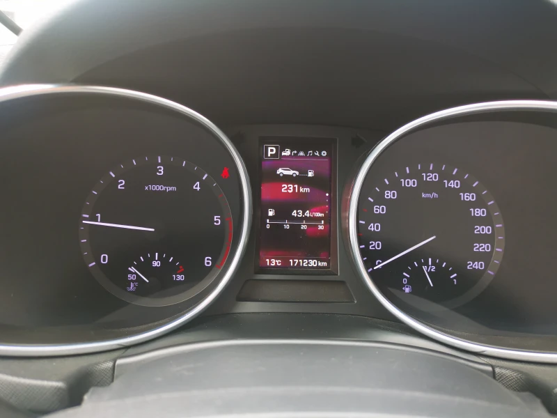 Hyundai Santa fe 2.2CRDI/4x4/200hp/Panorama/Navi, снимка 9 - Автомобили и джипове - 49749727
