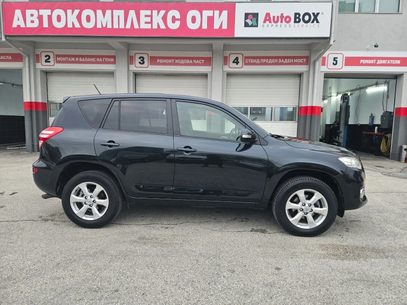 Toyota Rav4 2.2 D-4D (150 Hp), снимка 6 - Автомобили и джипове - 52307820