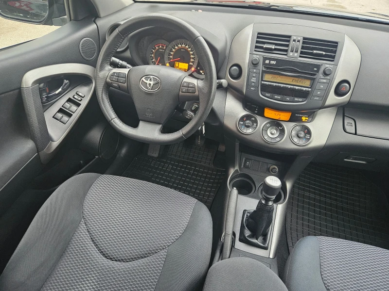 Toyota Rav4 2.2 D-4D (150 Hp), снимка 13 - Автомобили и джипове - 52307820