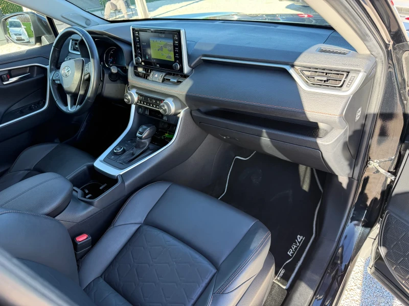 Toyota Rav4 2.5 Adventure, 4x4 Panorama, JBL, , снимка 13 - Автомобили и джипове - 52616084
