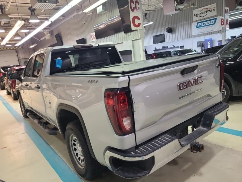 Gmc Sierra * CREW CAB STD BED * CARFAX * БЕЗ ПЪРВОНАЧАЛНА ВНО, снимка 4 - Автомобили и джипове - 52996254