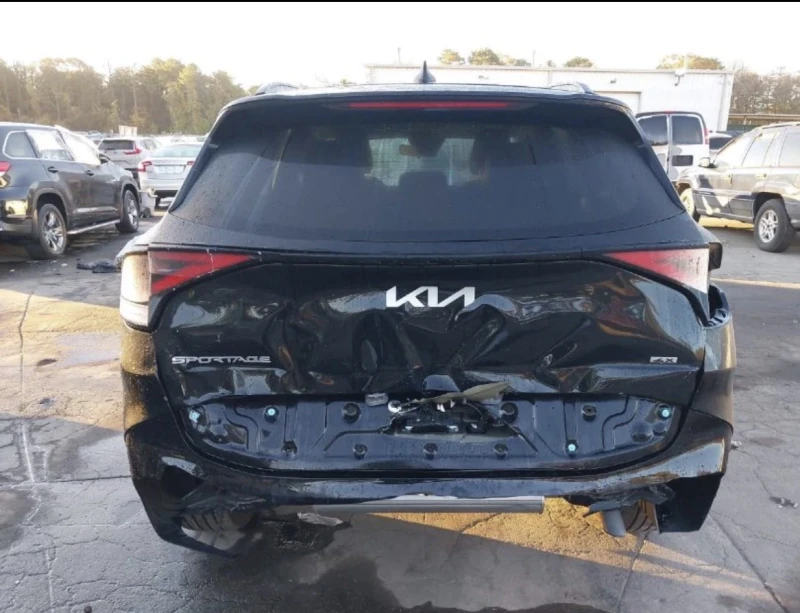 Kia Sportage, снимка 8 - Автомобили и джипове - 53099032