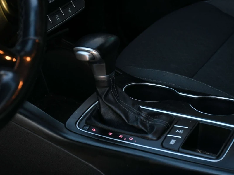 Kia Sorento * L, LX, S * CARFAX * ЦЕНА ДО БГ, снимка 13 - Автомобили и джипове - 53232961