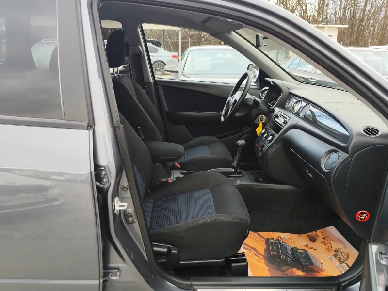 Mitsubishi Outlander 2.0i* ГАЗ* 4X4* KLIMA* , снимка 10 - Автомобили и джипове - 53526261