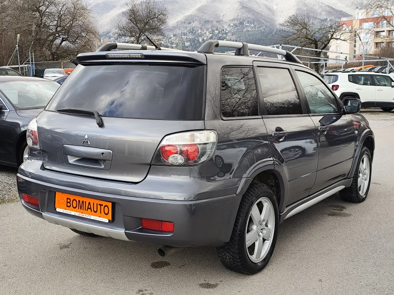 Mitsubishi Outlander 2.0i* ГАЗ* 4X4* KLIMA* , снимка 4 - Автомобили и джипове - 53526261