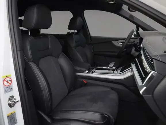 Audi Q7 45 TDI Quattro = S-line = 7 Seats Гаранция, снимка 11 - Автомобили и джипове - 54441337