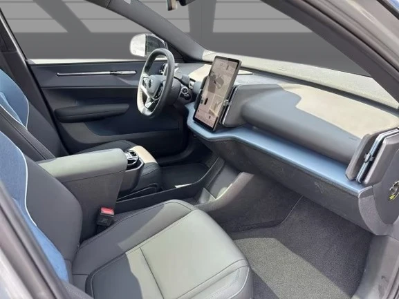 Volvo EX30 Cross Country = Performance = Гаранция, снимка 10 - Автомобили и джипове - 55752560