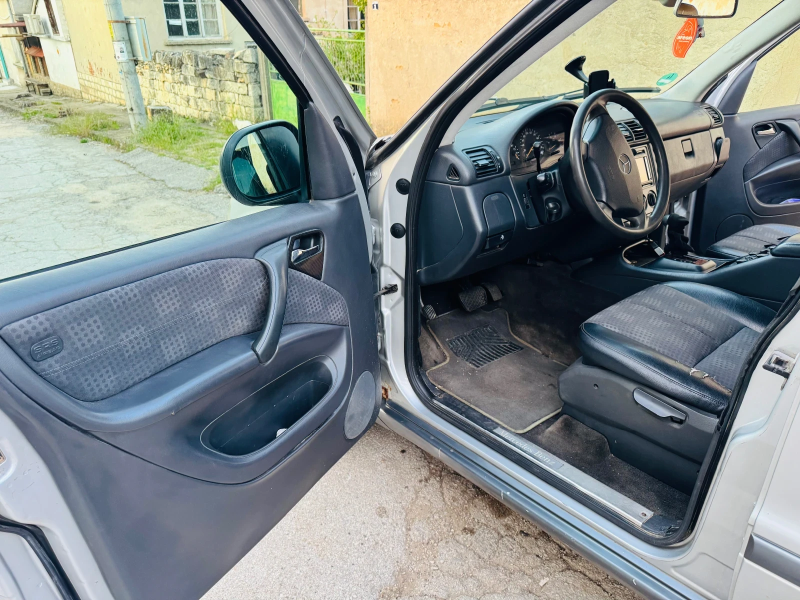 Mercedes-Benz ML 270 2.700, снимка 1