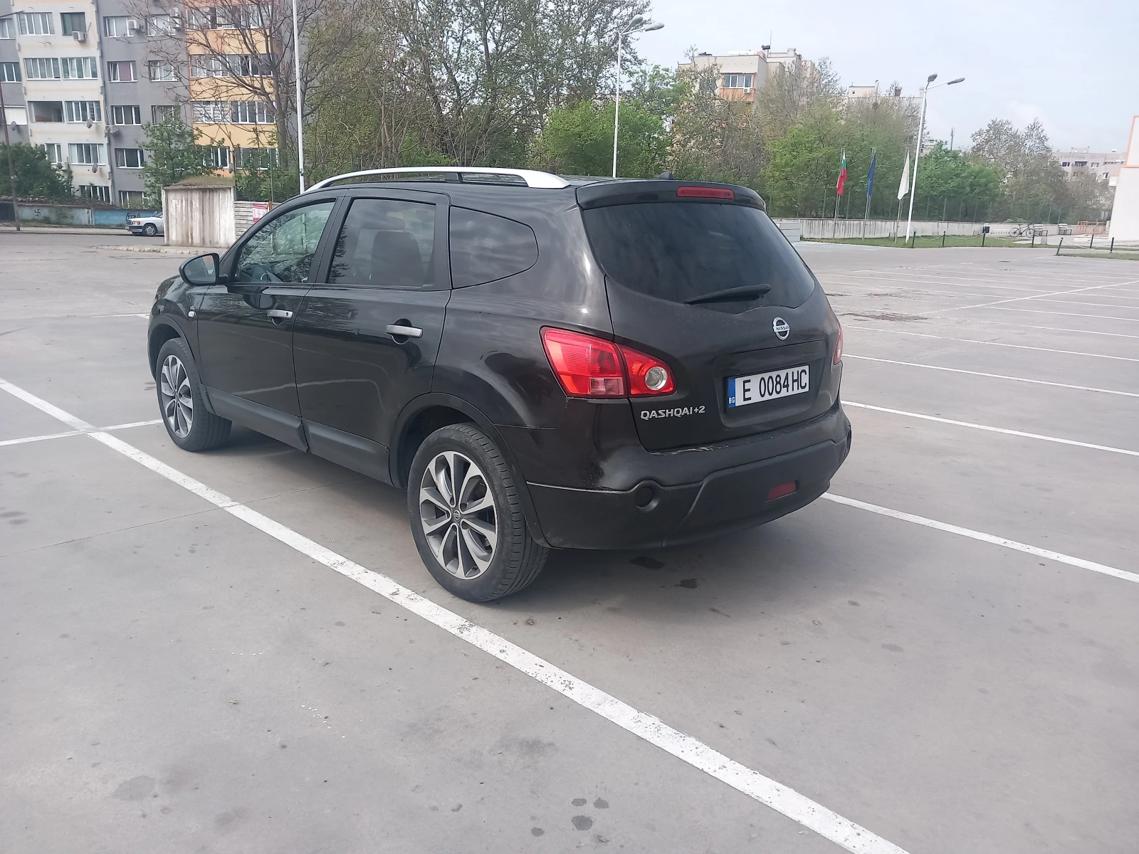 Nissan Qashqai 6+ 1 места  - изображение 4