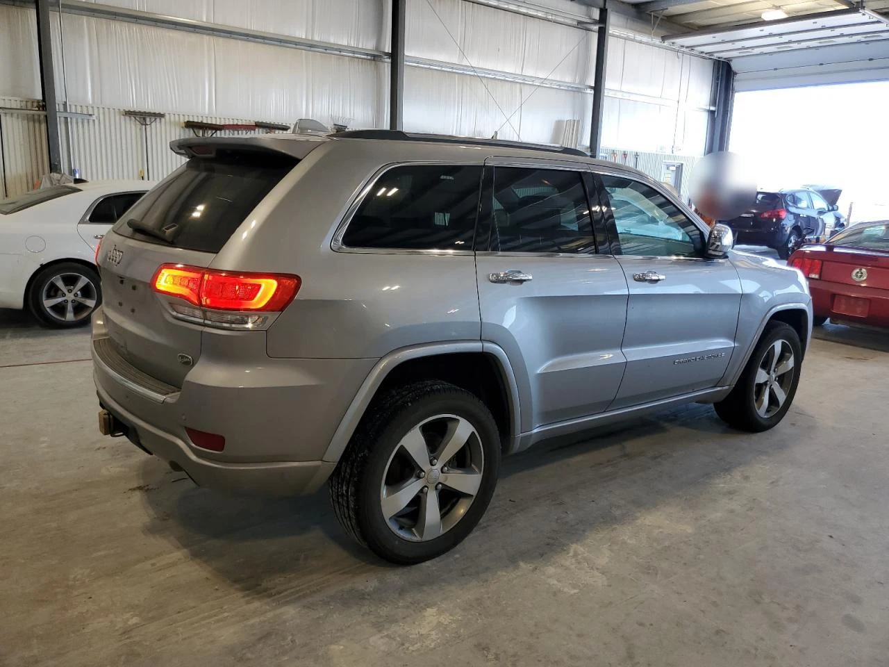 Jeep Grand cherokee OVERLAND - изображение 4