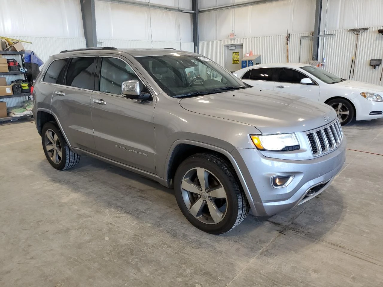 Jeep Grand cherokee OVERLAND - изображение 5