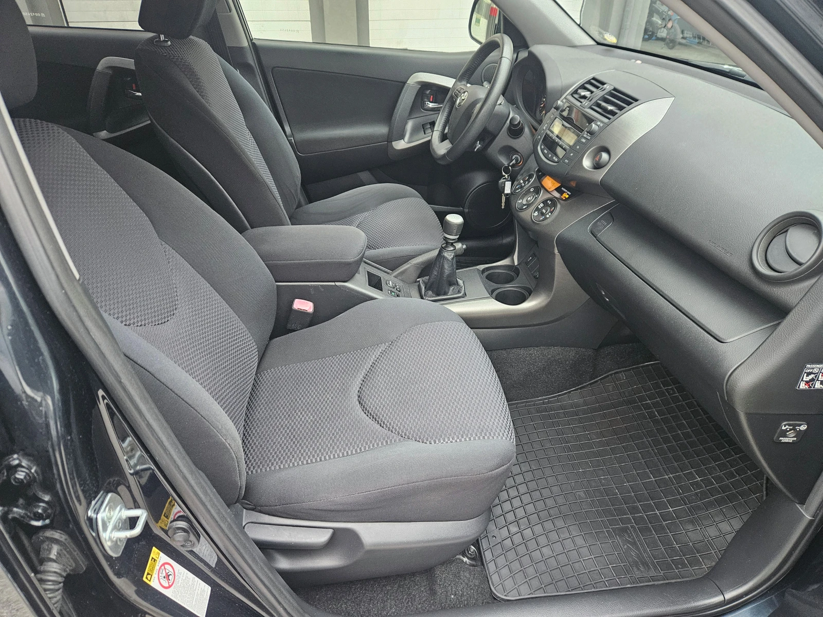 Toyota Rav4 2.2 D-4D (150 Hp) | Mobile.bg   15