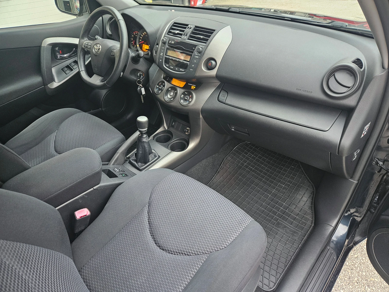 Toyota Rav4 2.2 D-4D (150 Hp) | Mobile.bg   14