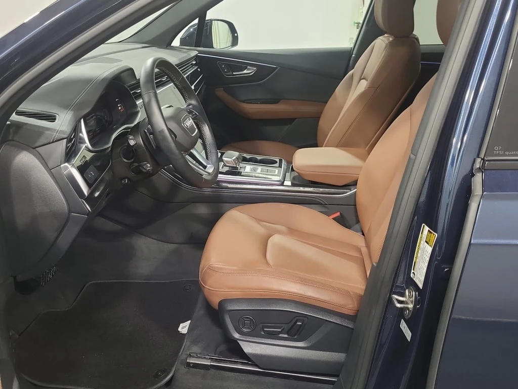 Audi Q7  / PROGRESSIV / ОБДУХВАНЕ / DISTRONIC / CARFAX - изображение 9