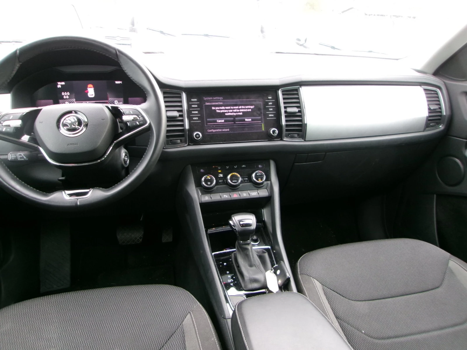 Skoda Kodiaq 2.0 TDI Executive 7места - изображение 8