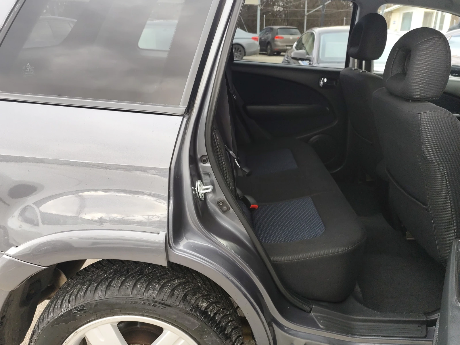 Mitsubishi Outlander 2.0i* ���* 4X4* KLIMA*  | Mobile.bg � ����������� 12