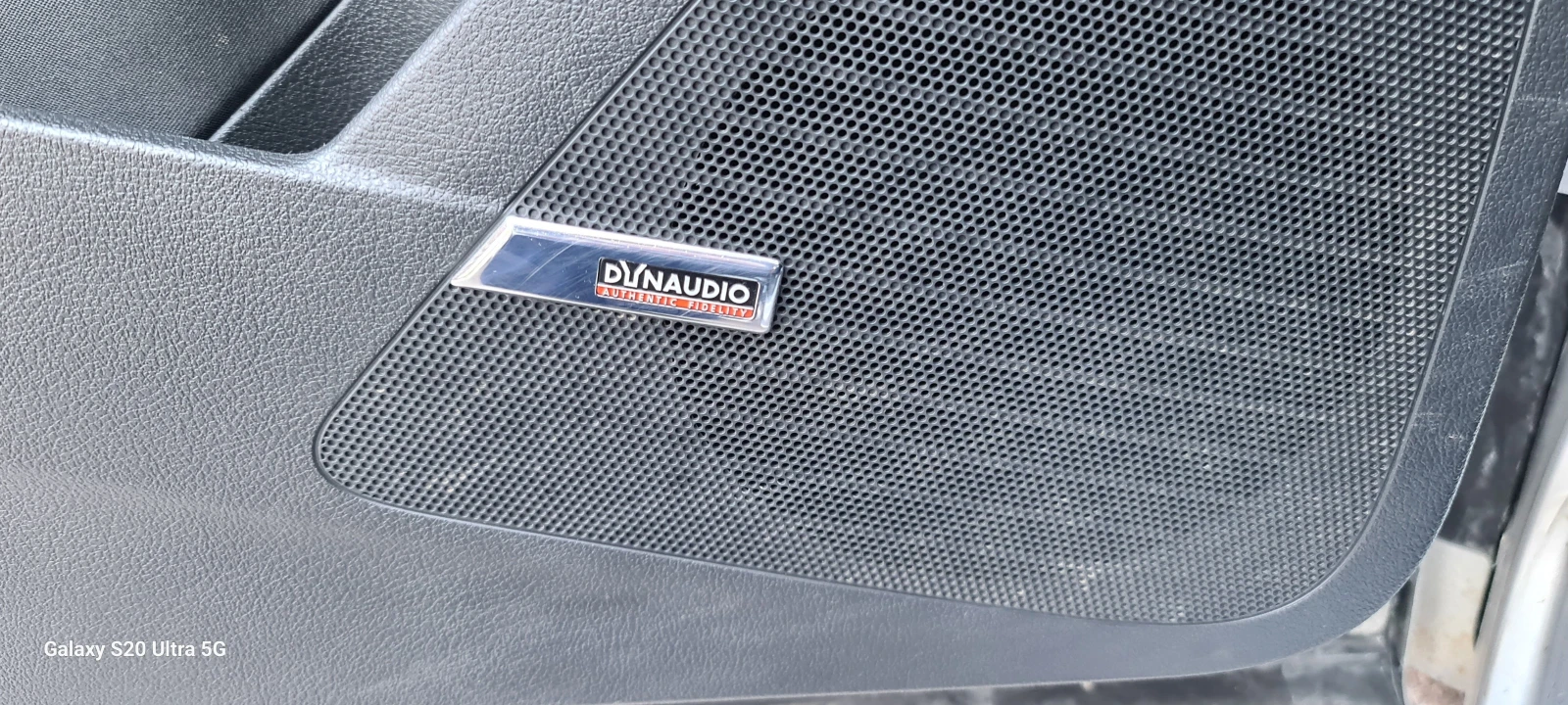 VW Tiguan, снимка 7 - Автомобили и джипове - 53802672