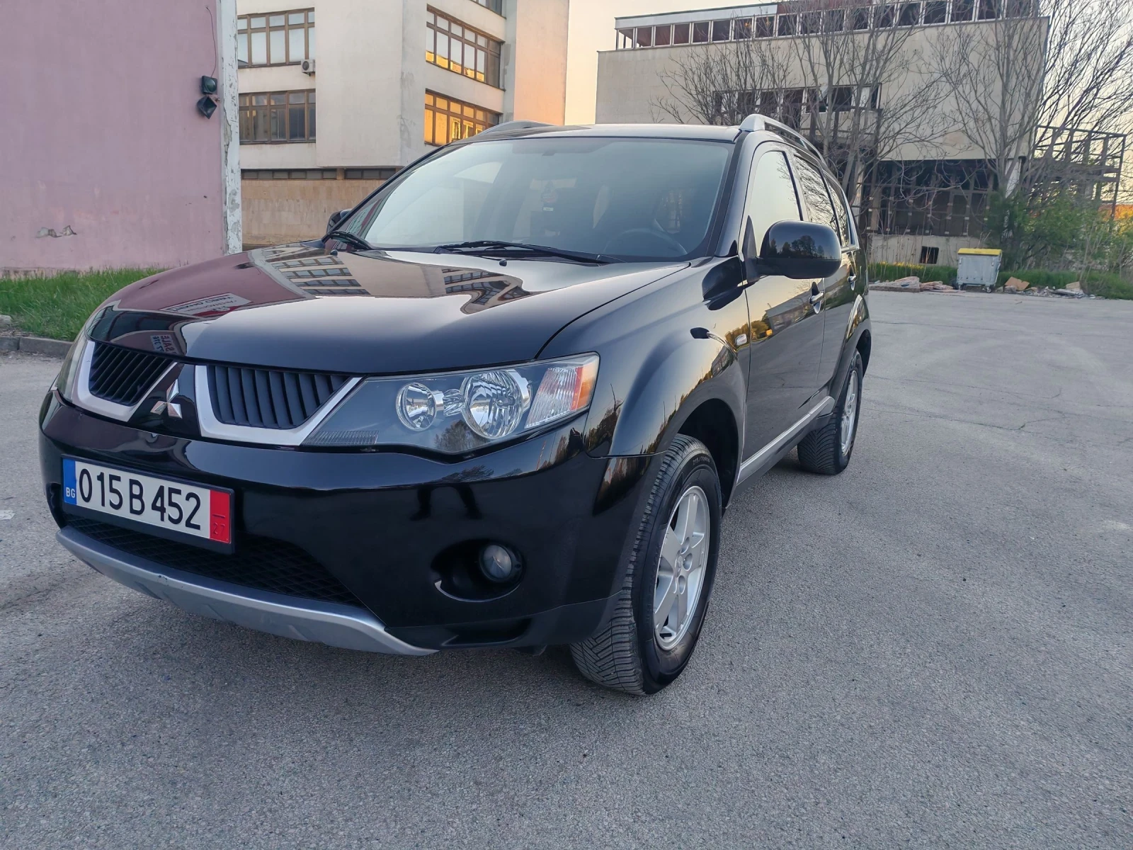 Mitsubishi Outlander 2.4i GAZ 2009G , снимка 13 - Автомобили и джипове - 54380581