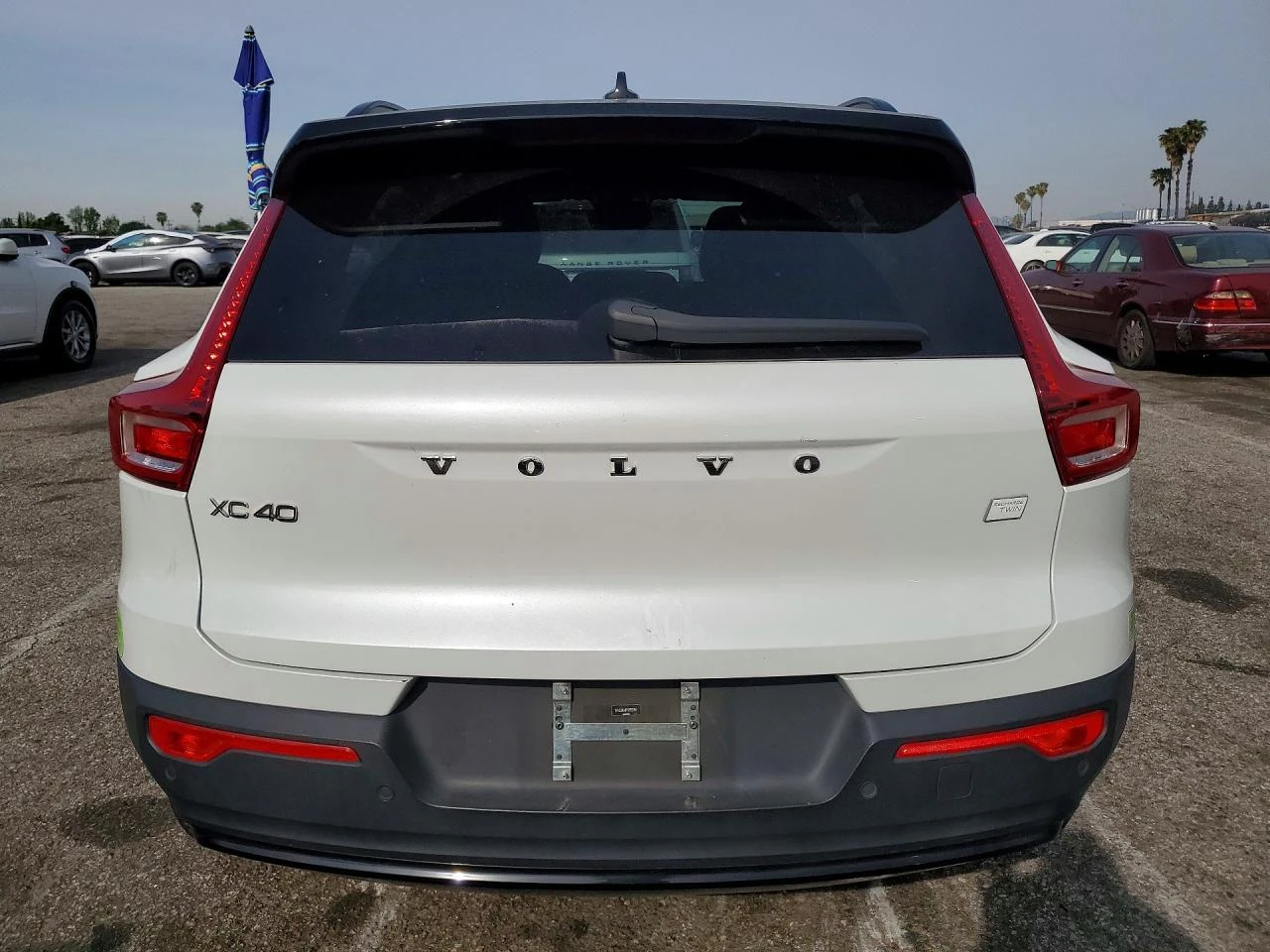 Volvo XC40 Recharge Pure Electric Twin eAWD Ultimate, снимка 6 - Автомобили и джипове - 54558045