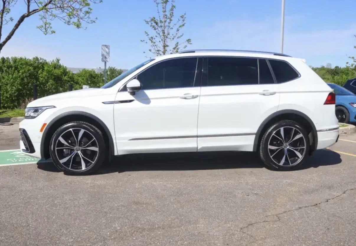 VW Tiguan HIGHLINE R-LINE * AWD * ��� ��������� * CARFAX *  | Mobile.bg � ����������� 4