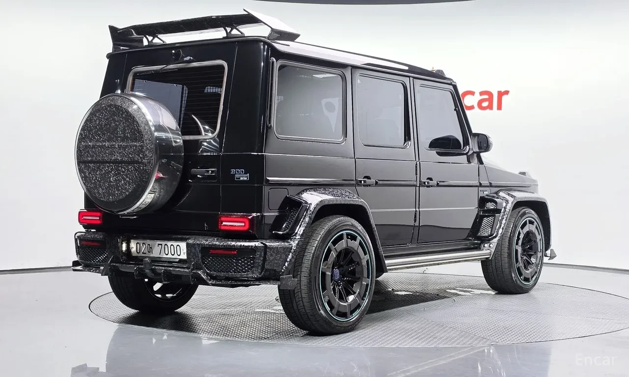 Mercedes-Benz G 63 AMG BRABUS PACK | CARBON FIBER | Accident-free, снимка 2 - Автомобили и джипове - 55645573