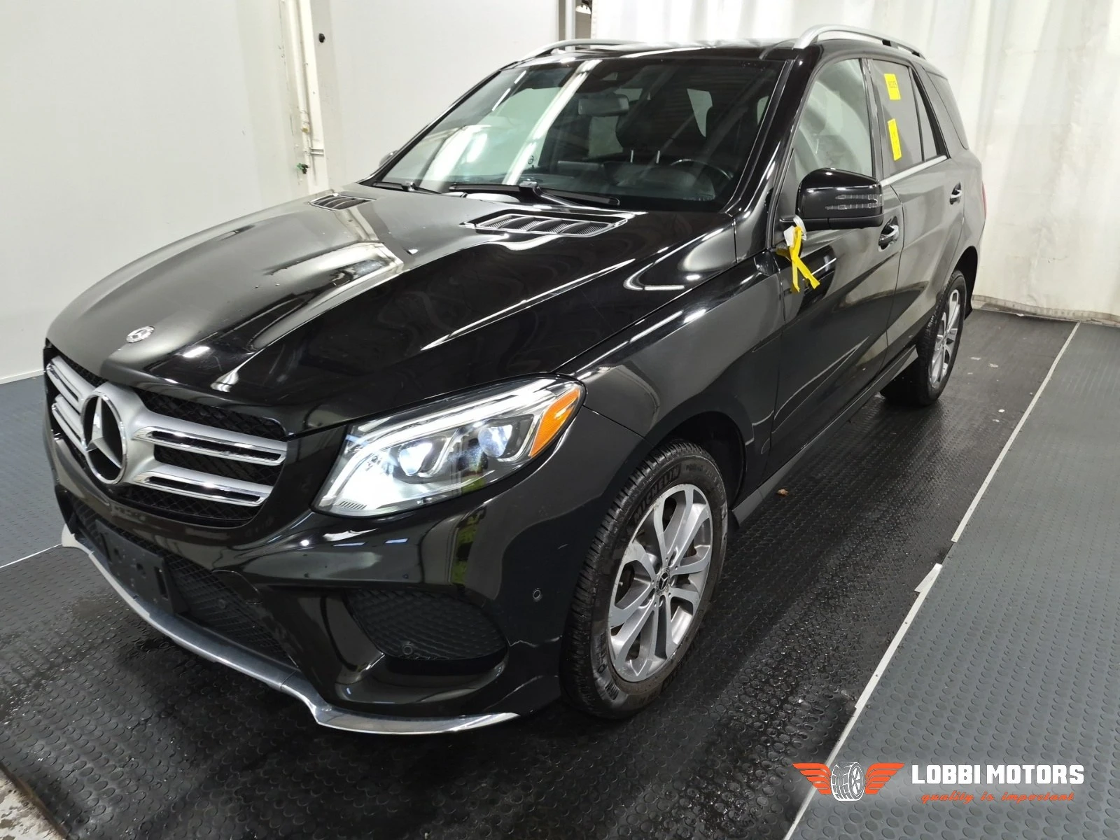 Mercedes-Benz GLE, снимка 2 - Автомобили и джипове - 55928526