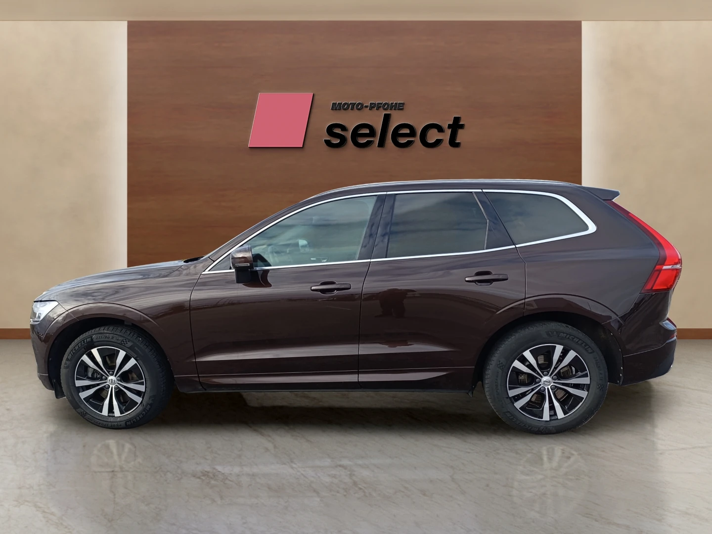 Volvo XC60 B4, снимка 8 - Автомобили и джипове - 56663299