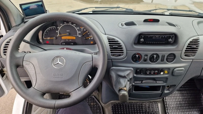 Mercedes-Benz Sprinter 413 140000км, снимка 9 - Бусове и автобуси - 44565919