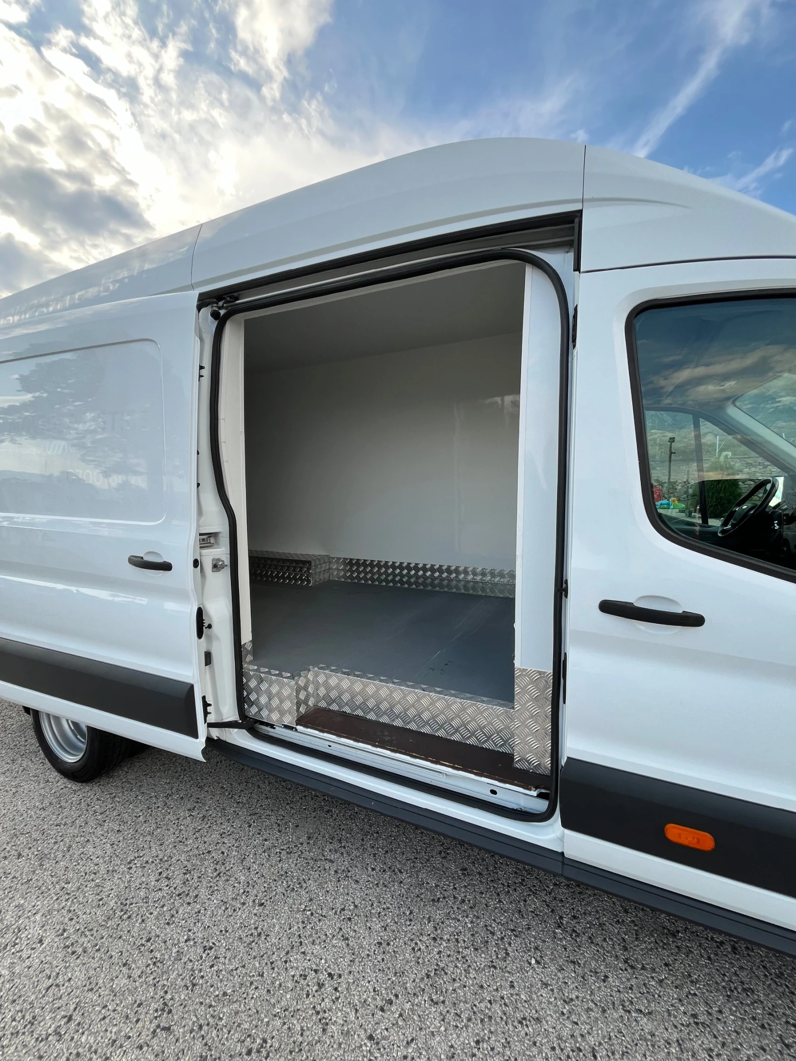 Ford Transit Maxi klima 3, 5 tona - изображение 10