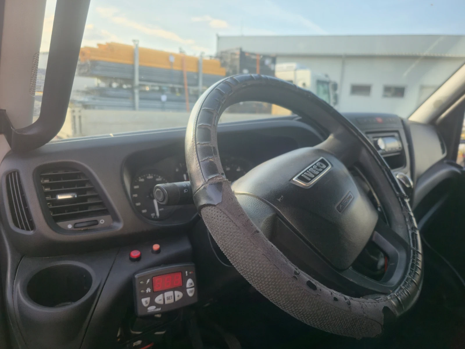 Iveco Daily 70C Фургон - изображение 5