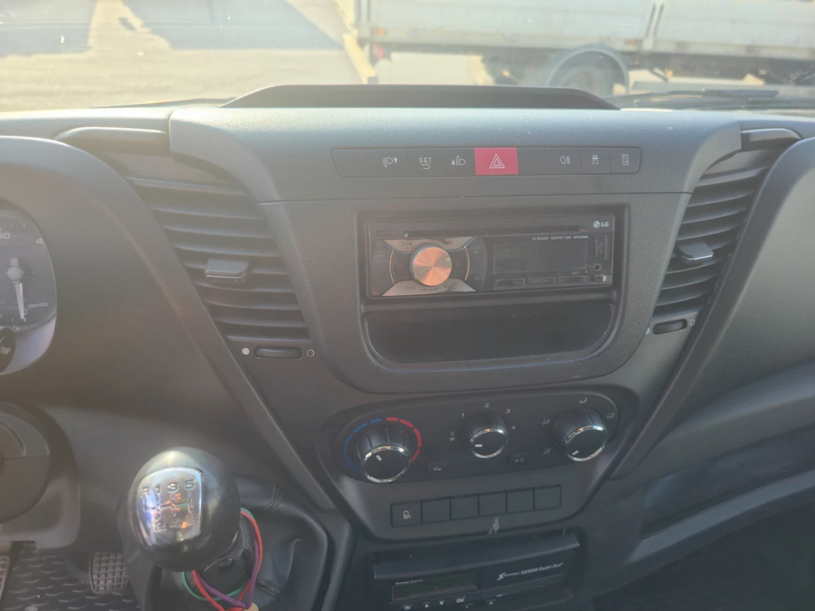 Iveco Daily 70C Фургон - изображение 8