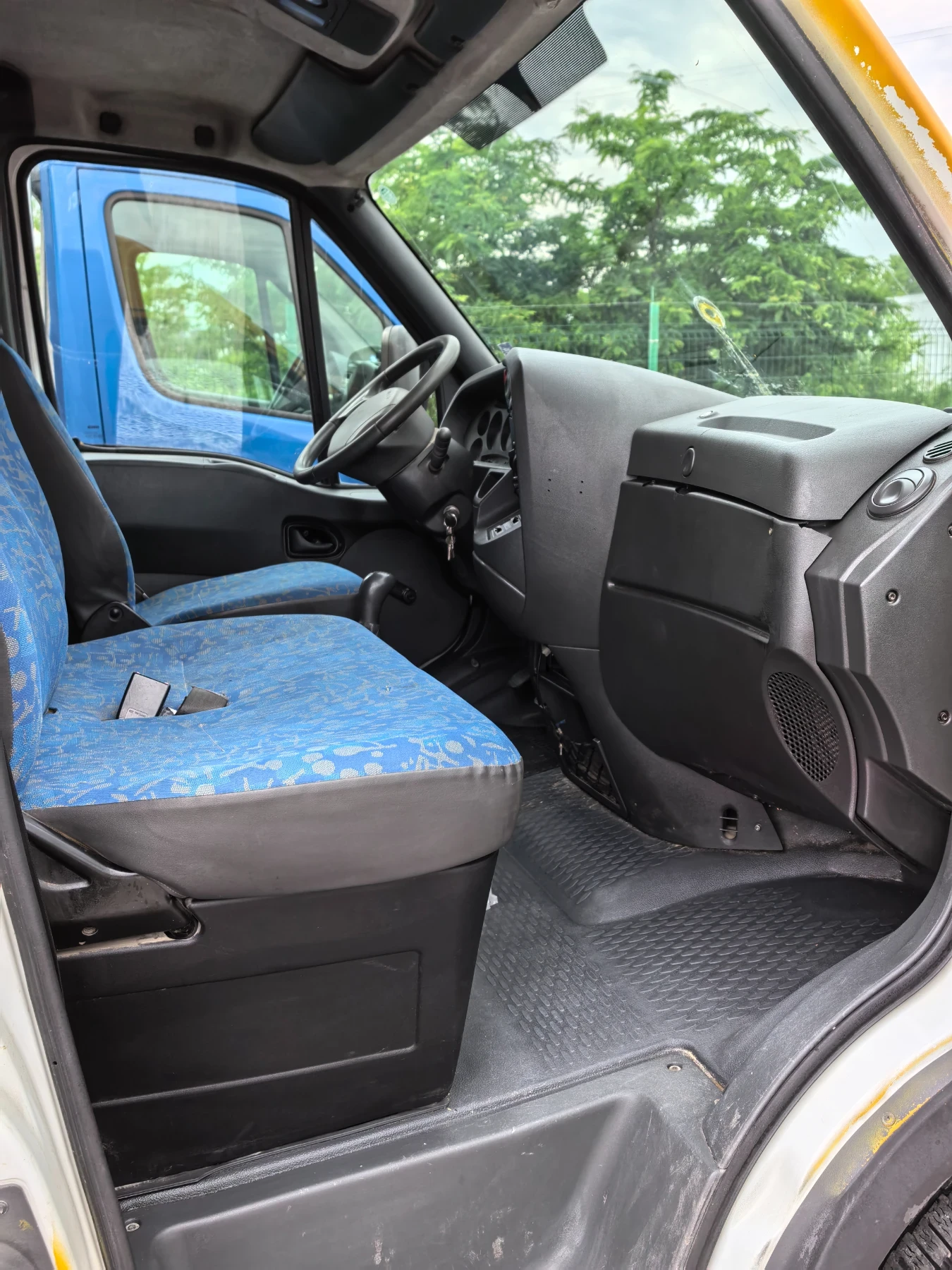 Iveco 3512 Двойна гума * Б-категория, снимка 7 - Бусове и автобуси - 54779927