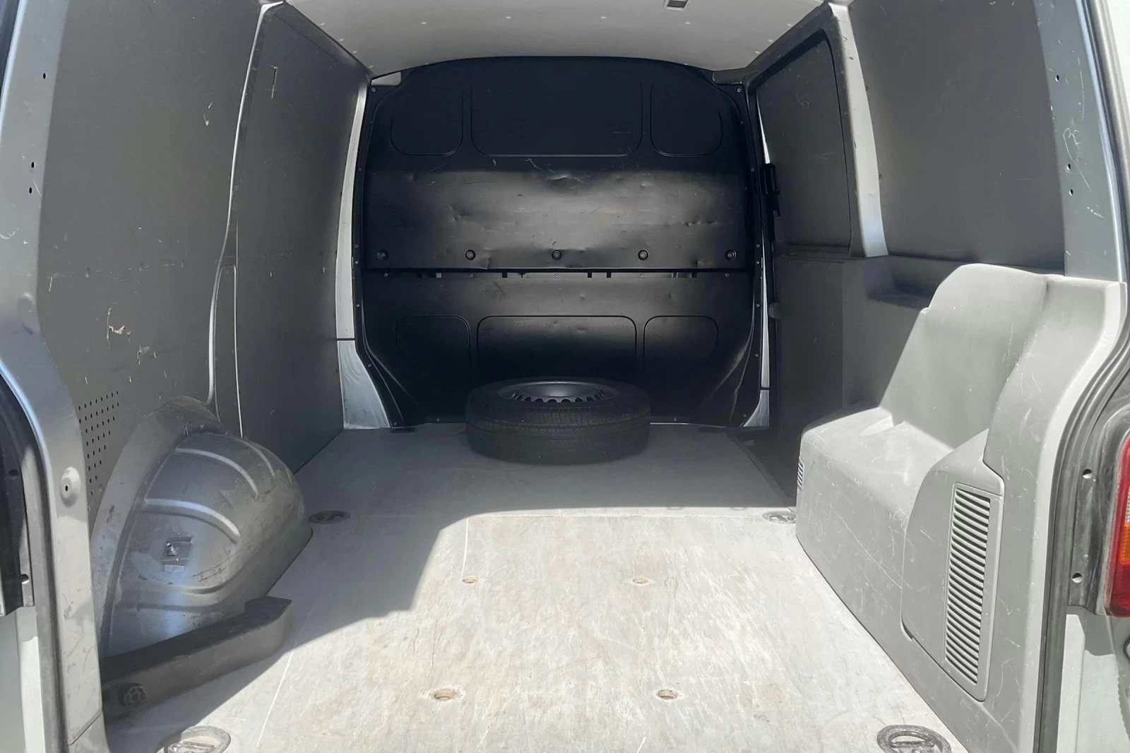 VW Transporter, снимка 6 - Бусове и автобуси - 55175611