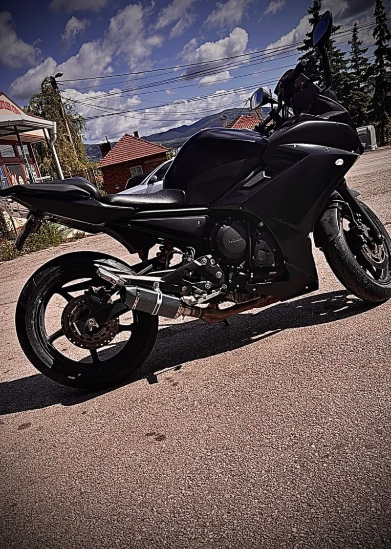 Yamaha FZ6 600