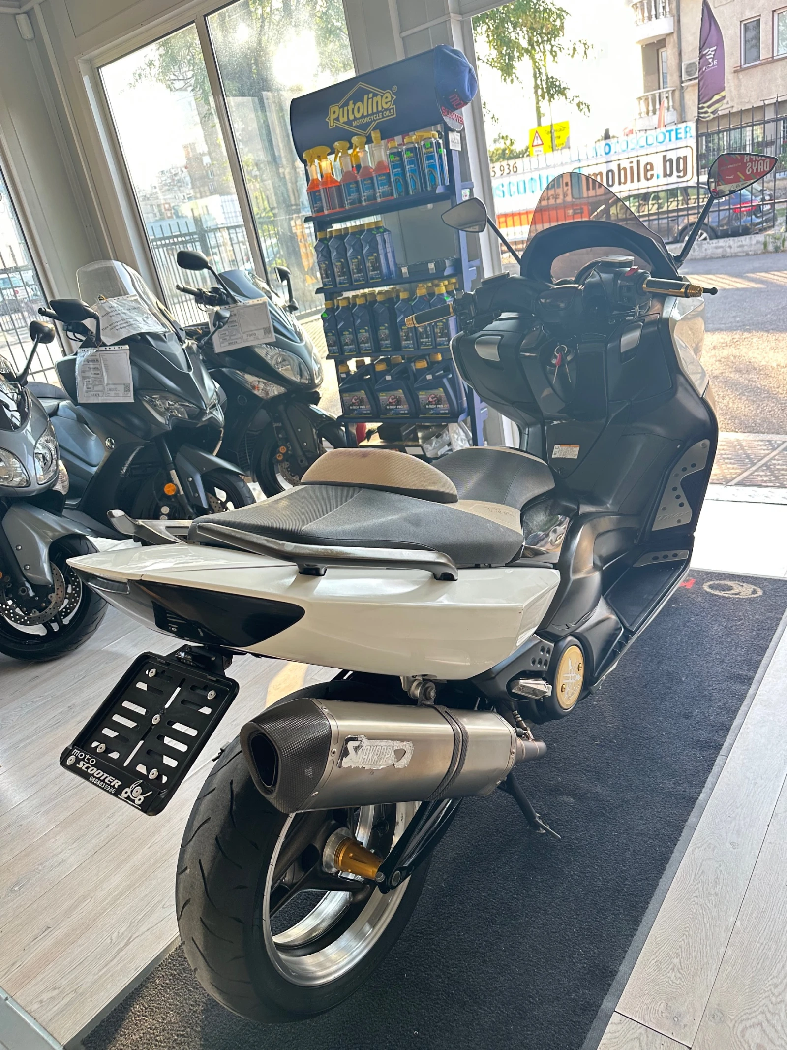 Yamaha T-max White Max 500i Anniversary - изображение 6