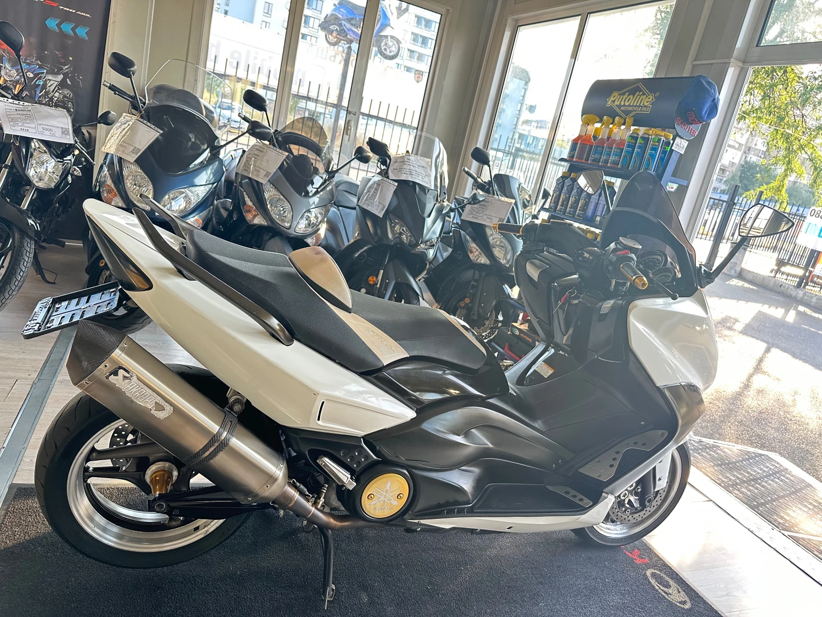 Yamaha T-max White Max 500i Anniversary | Mobile.bg   15