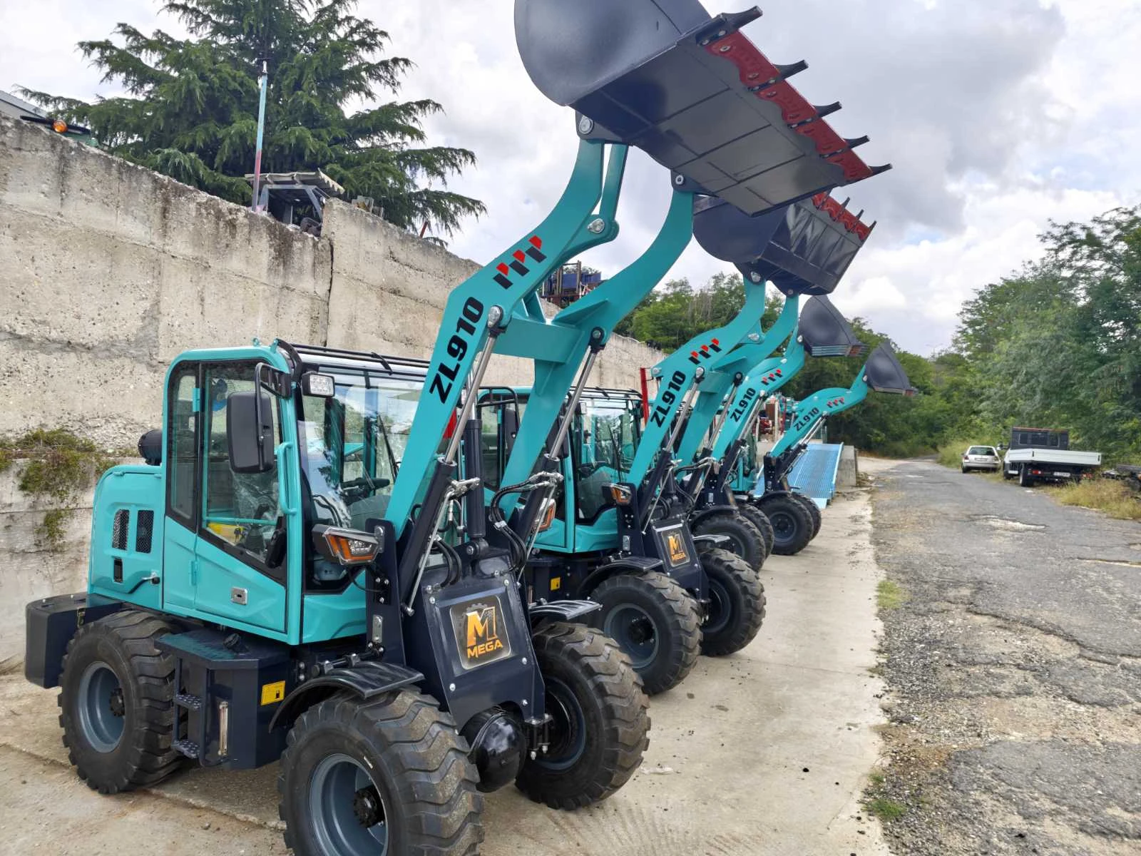 Челен товарач Komatsu 1200 КГ 65 К.С., снимка 4 - Индустриална техника - 55843905