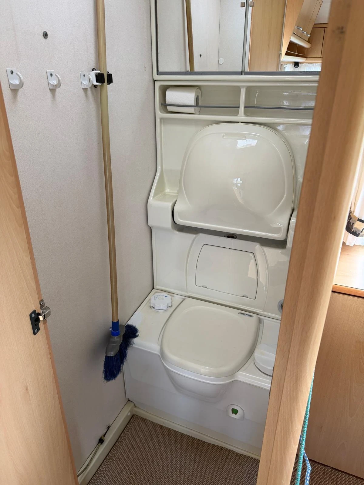 �������� Chateau Calista 390 / ����� / ������� | Mobile.bg � ����������� 8