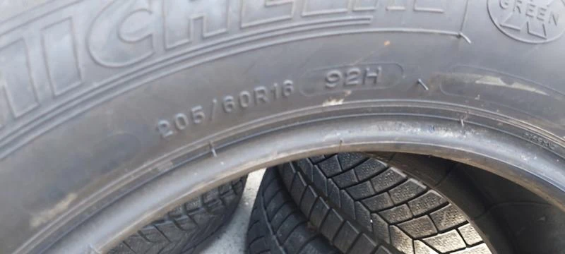 Гуми Летни 205/60R16, снимка 5 - Гуми и джанти - 34164488