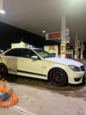 Mercedes-Benz C 63 AMG, снимка 8
