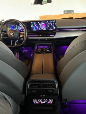 BMW 520 M-Pack PRO* Iconic Glow* ГАРАНЦИЯ до 2027 г. , снимка 16