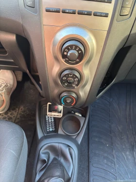 Toyota Yaris Хечбек, снимка 10