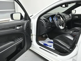 Chrysler 300c 6.4 SRT8 панорама, снимка 10