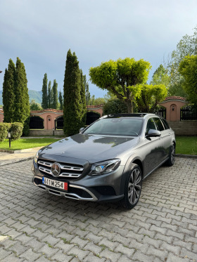 Обява за продажба на Mercedes-Benz E 220 cdi/AllTerrain/Panorama/Distronic/360/Burmester ~49 900 лв. - изображение 1
