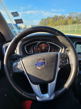 Volvo V40 D2, снимка 11