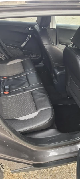 Peugeot 2008 1.2 бензин, снимка 8